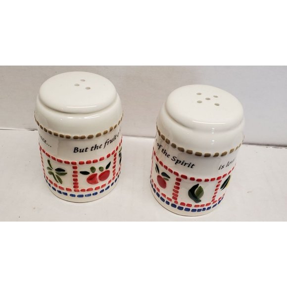 2001 Roman, Inc. Salt & Pepper Shakers - Fruits and Vegetables - Picture 2 of 8